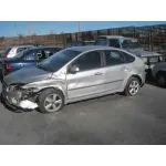 FORD FOCUS BERLINA (CAP) FORD FOCUS BERLINA (CAP) '2005 GHIA GRIS PLATA 2004