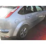 FORD FOCUS BERLINA (CAP) FORD FOCUS BERLINA (CAP) '2005 GHIA GRIS PLATA 2004