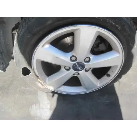 FORD FOCUS BERLINA (CAP) '2005 GHIA GRIS PLATA