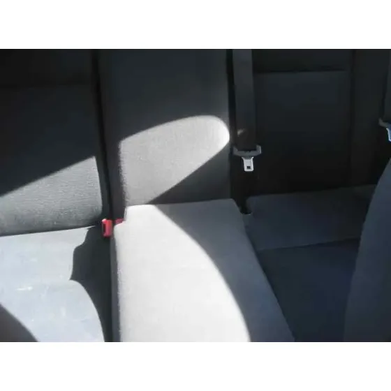 FORD FOCUS BERLINA (CAP) '2005 GHIA GRIS PLATA