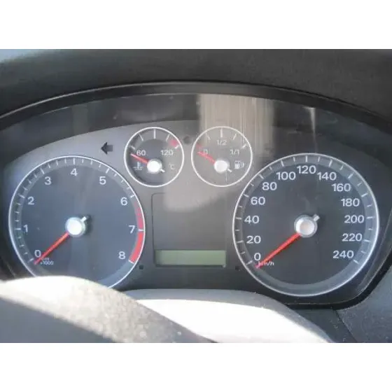 FORD FOCUS BERLINA (CAP) '2005 GHIA GRIS PLATA