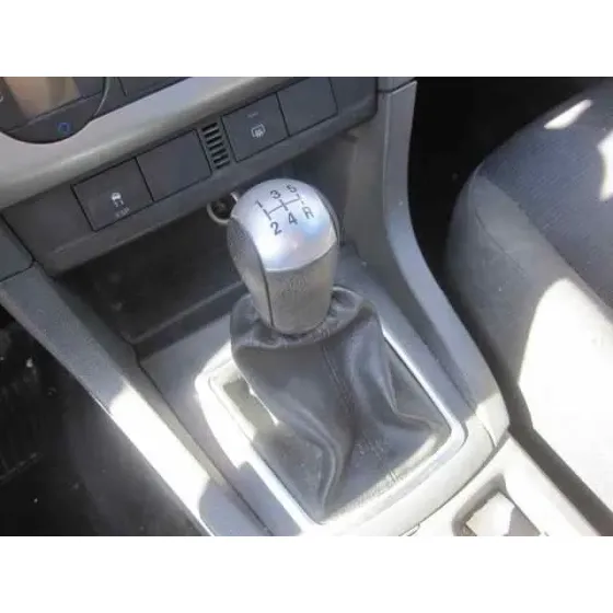 FORD FOCUS BERLINA (CAP) '2005 GHIA GRIS PLATA