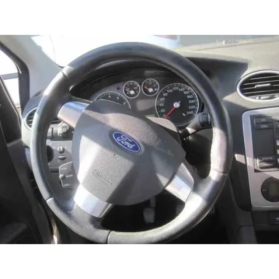 FORD FOCUS BERLINA (CAP) '2005 GHIA GRIS PLATA