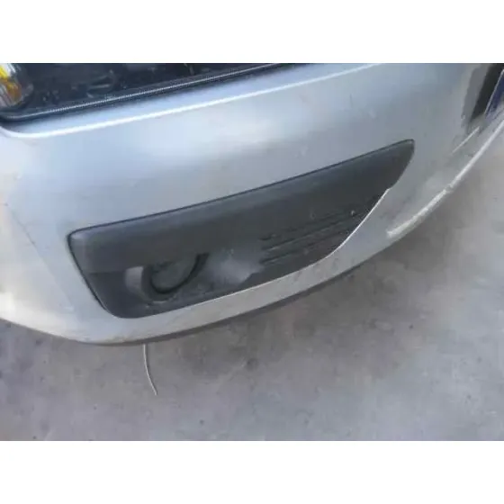 FORD FOCUS BERLINA (CAP) '2005 GHIA GRIS PLATA