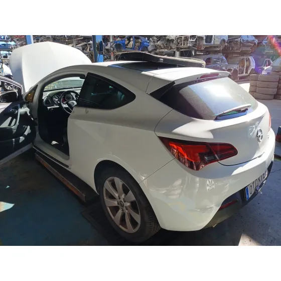 TIPO MOTOR: A14NET OPT. LUJ CVF/KW: 103/10.57