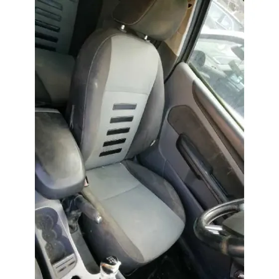 FORD FOCUS LIM. (CB4) '2008 TREND NEGRO