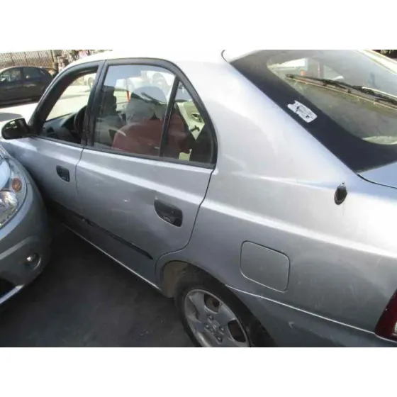 HYUNDAI ACCENT (LC) '2001 GL 5P PLATA