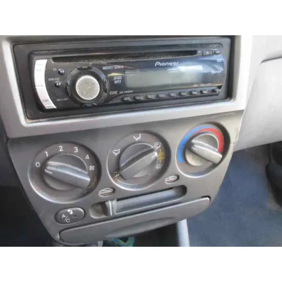 HYUNDAI ACCENT (LC) '2001 GL 5P PLATA
