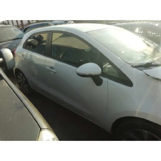 KIA RIO '2017 1.1 CRDI CAT BLANCO