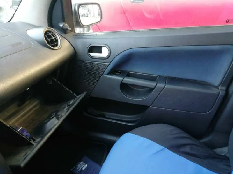 FORD FIESTA (CBK) '2004 AMBIENTE AZUL