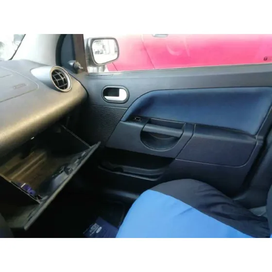 FORD FIESTA (CBK) '2004 AMBIENTE AZUL