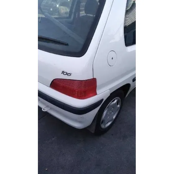 PEUGEOT 106 (S2) '2000 KID BLANCO