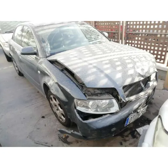 AUDI A4 BERLINA (8E) '2004 1.9 TDI (96KW) GRIS