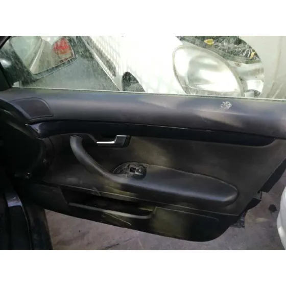 AUDI A4 BERLINA (8E) '2004 1.9 TDI (96KW) GRIS