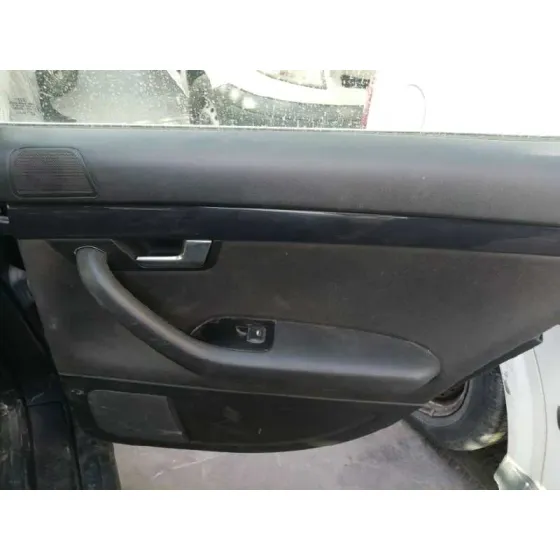 AUDI A4 BERLINA (8E) '2004 1.9 TDI (96KW) GRIS