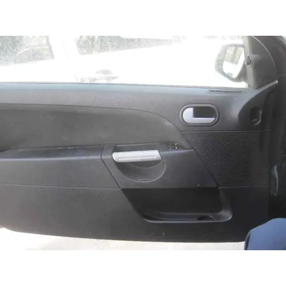 FORD FIESTA (CBK) '2005 AMBIENTE NEGRO