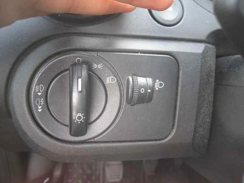 FORD FIESTA (CBK) '2005 AMBIENTE NEGRO
