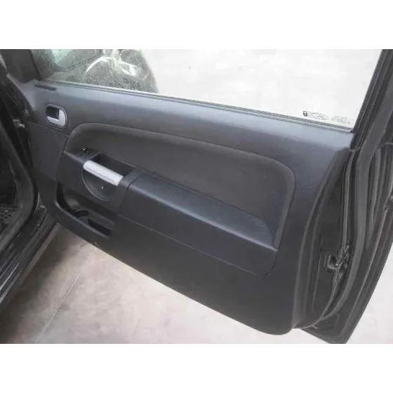 FORD FIESTA (CBK) '2005 AMBIENTE NEGRO