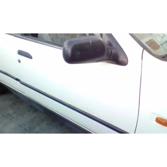 NISSAN PRIMERA BERLINA (P11) '2001 BASICO BLANCO