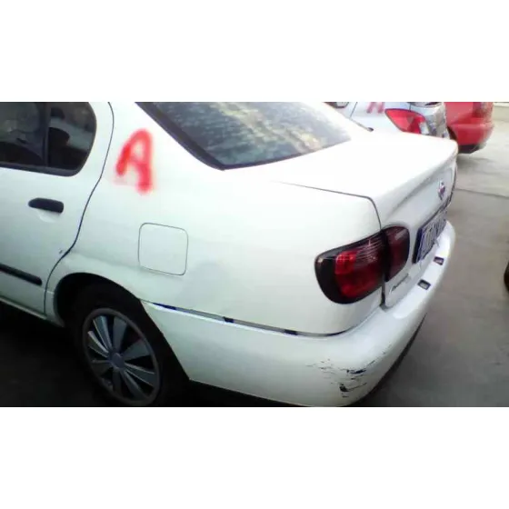 NISSAN PRIMERA BERLINA (P11) '2001 BASICO BLANCO