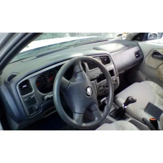 NISSAN PRIMERA BERLINA (P11) '2001 BASICO BLANCO