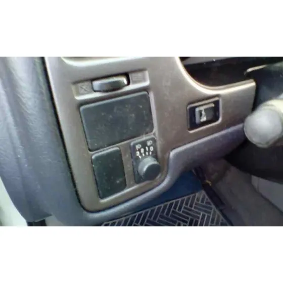 NISSAN PRIMERA BERLINA (P11) '2001 BASICO BLANCO