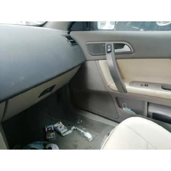 VOLVO C70 CABRIOLET '2007 D5 MOMENTUM GRANATE