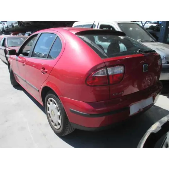 SEAT LEON (1M1) '2001 SIGNO ROJO