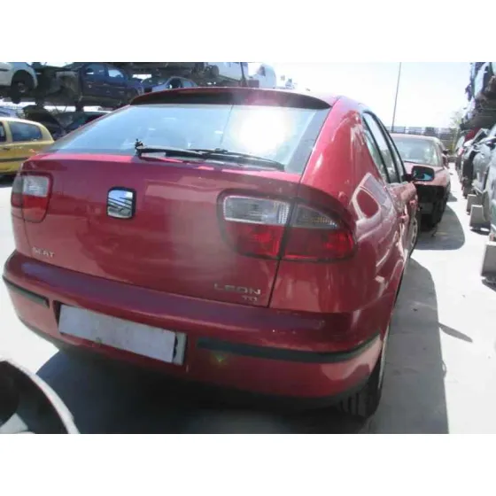 SEAT LEON (1M1) '2001 SIGNO ROJO