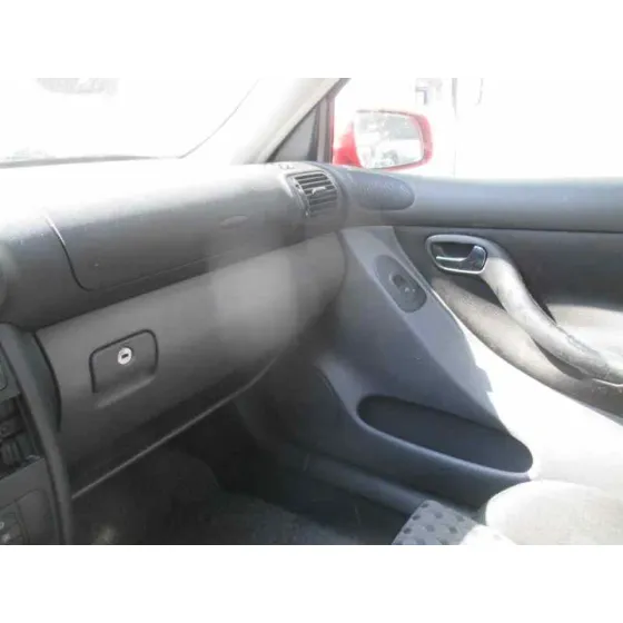 SEAT LEON (1M1) '2001 SIGNO ROJO
