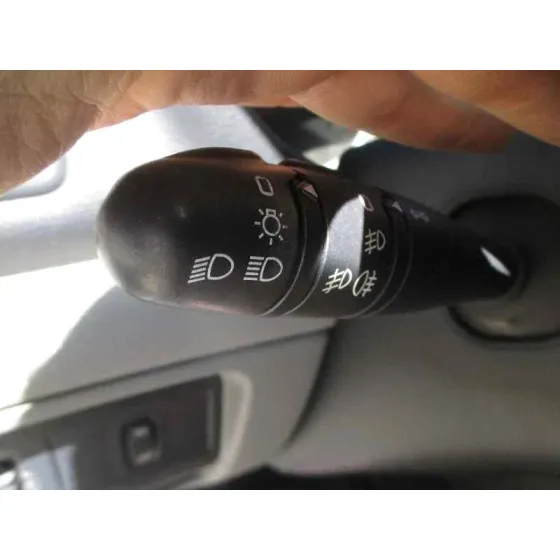 RENAULT CLIO II FASE II (B/CB0) '2004 AUTHENTIQUE AZUL