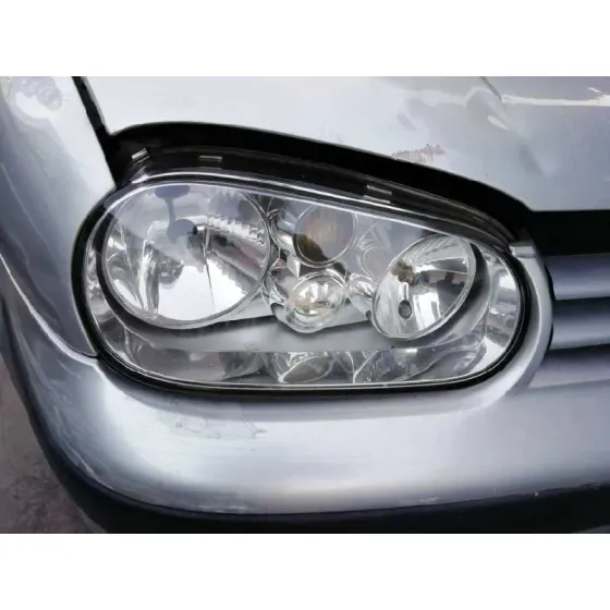 VOLKSWAGEN GOLF IV BERLINA (1J1) '2000 1.9 TDI GRIS PLATA