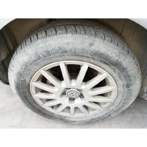 VOLKSWAGEN GOLF IV BERLINA (1J1) '2000 1.9 TDI GRIS PLATA