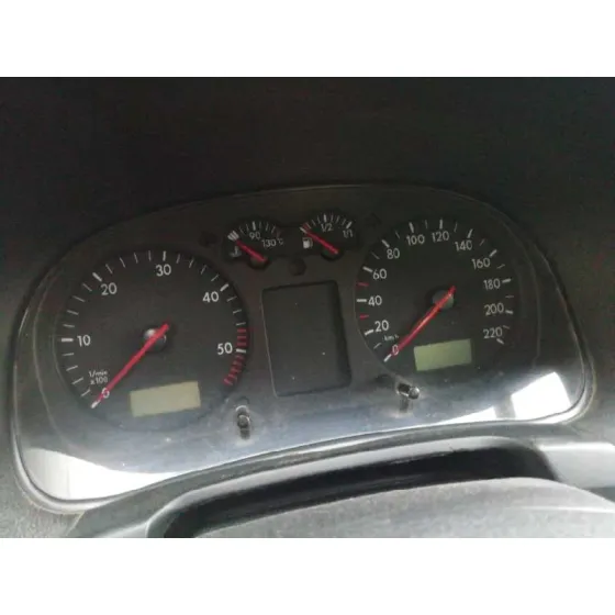 VOLKSWAGEN GOLF IV BERLINA (1J1) '2000 1.9 TDI GRIS PLATA