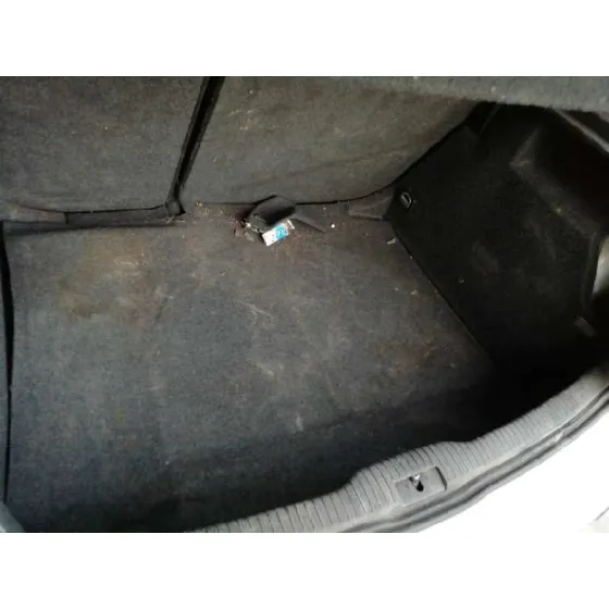 VOLKSWAGEN GOLF IV BERLINA (1J1) '2000 1.9 TDI GRIS PLATA