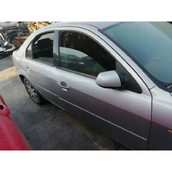 FORD MONDEO BERLINA (GE) '2001 2.0 TDCI TD CAT PLATA