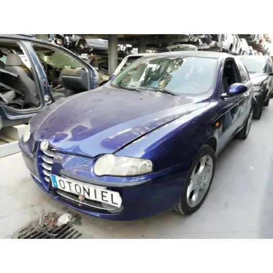 ALFA ROMEO 147 (190) '2003 1.9 JTD DISTINCTIVE AZUL