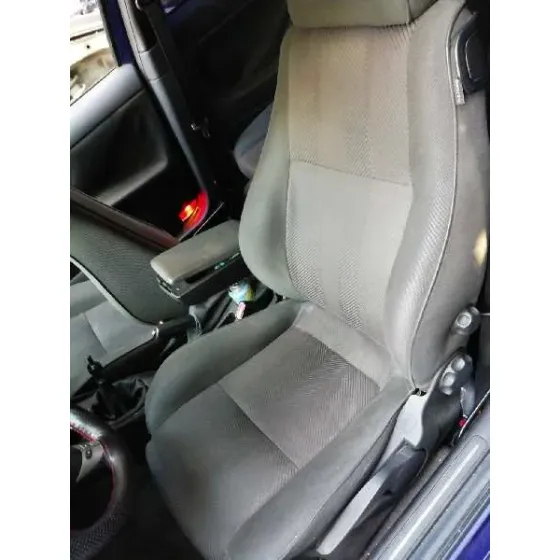 ALFA ROMEO 147 (190) '2003 1.9 JTD DISTINCTIVE AZUL