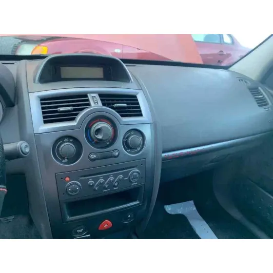 RENAULT MEGANE II BERLINA 5P '2007 CONFORT AUTHENTIQUE COBRE