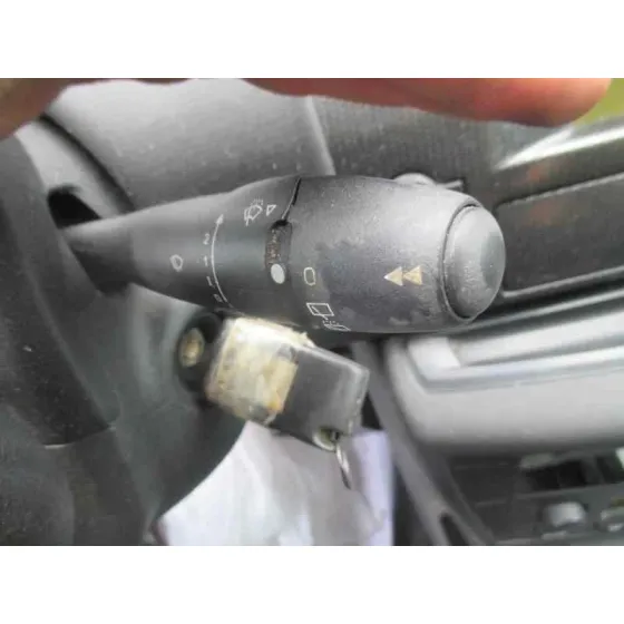 CITROEN C4 BERLINA '2006 COLLECTION GRANATE