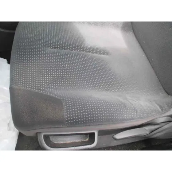 CITROEN C4 BERLINA '2006 COLLECTION GRANATE