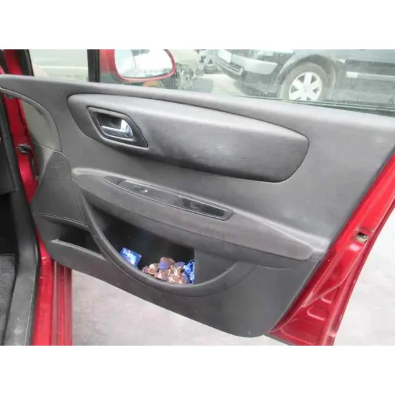 CITROEN C4 BERLINA '2006 COLLECTION GRANATE