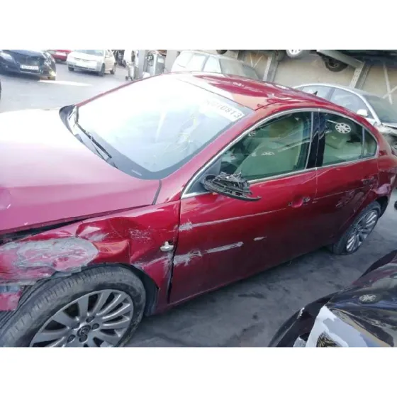 OPEL INSIGNIA BERLINA '2010 COSMO GRANATE