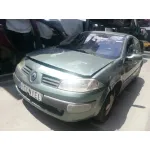 RENAULT MEGANE II BERLINA 5P RENAULT MEGANE II BERLINA 5P '2004 1.9 DCI DIESEL VERDE 2002