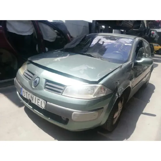 RENAULT MEGANE II BERLINA 5P '2004 1.9 DCI DIESEL VERDE