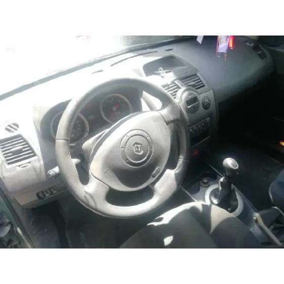 RENAULT MEGANE II BERLINA 5P '2004 1.9 DCI DIESEL VERDE