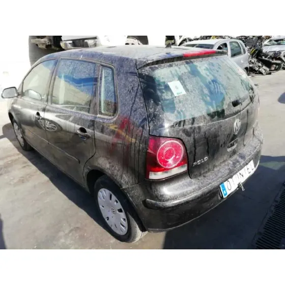 VOLKSWAGEN POLO (9N3) '2006 ADVANCE NEGRO