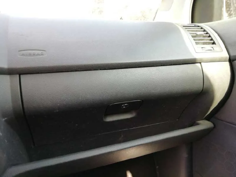 VOLKSWAGEN POLO (9N3) '2006 ADVANCE NEGRO