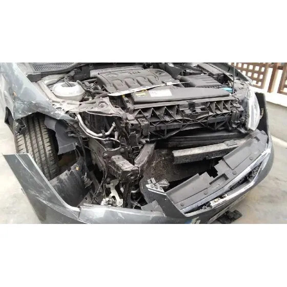 SEAT LEON ST (5F8) '2017 REFERENCE ADVANCED GRIS