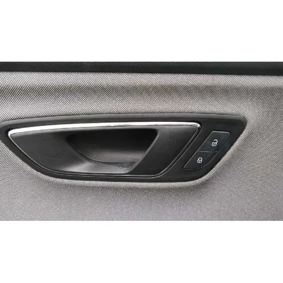 SEAT LEON ST (5F8) '2017 REFERENCE ADVANCED GRIS